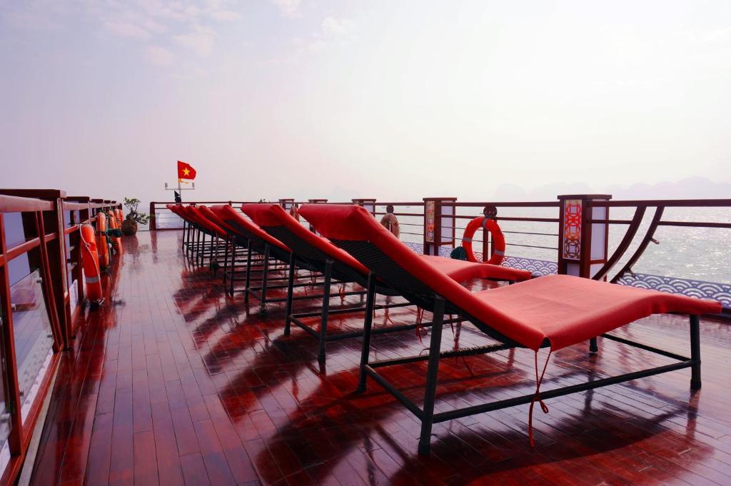 Oriental Sails Cruise 3* Hạ Long